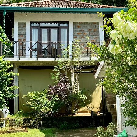 Dosemo Cabana 인두루와 외부 사진